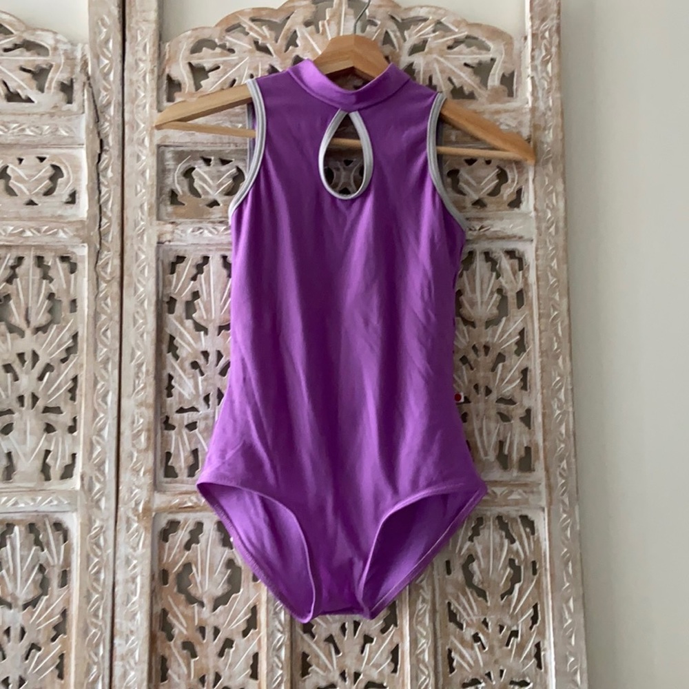 Yumiko Elise Leotard